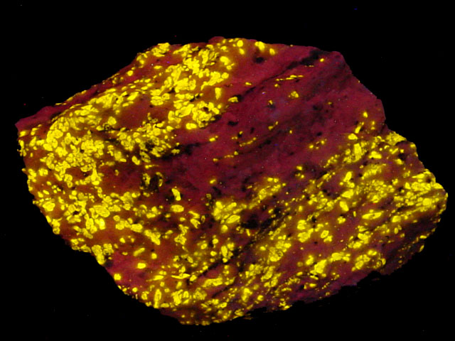 fluorescent wollastonite